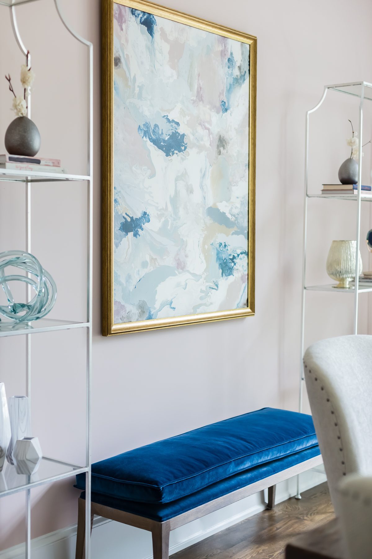 Sophisticated Chic, interior detail