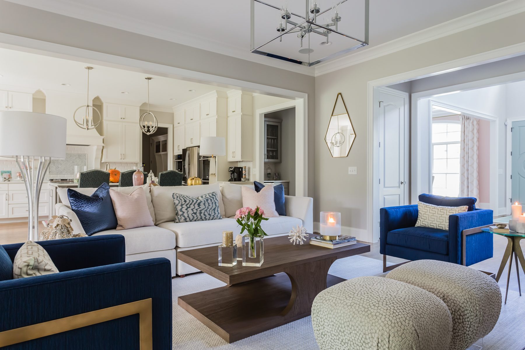 Sophisticated Chic, interior detail