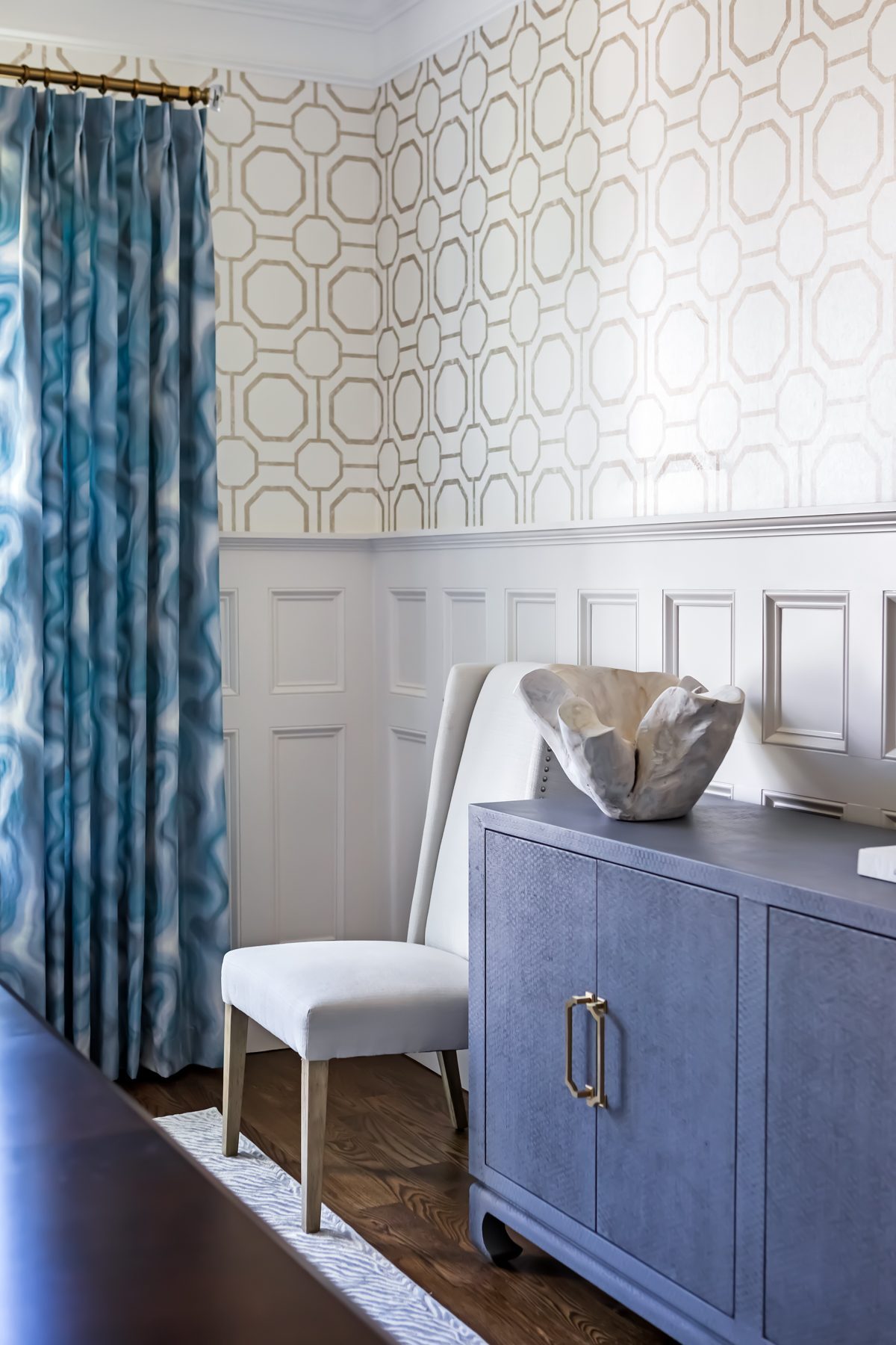 Cozy & Classic, interior detail