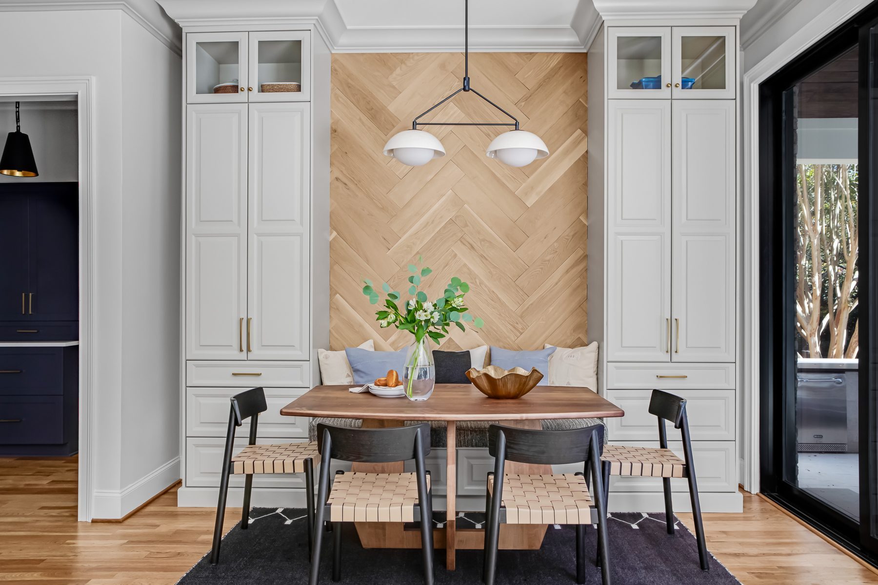 Bold & Earthy, interior detail
