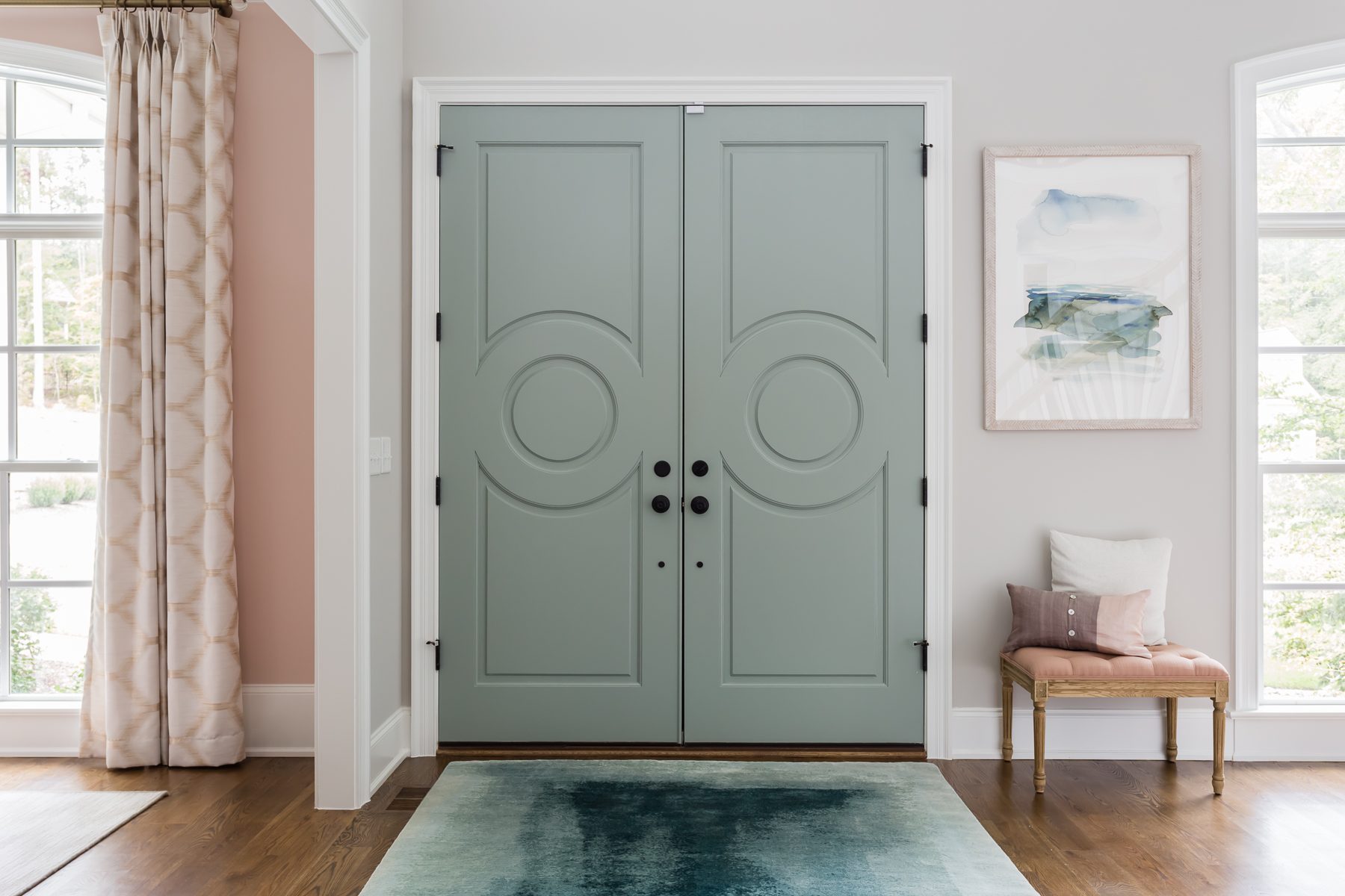 Sophisticated Chic, interior detail