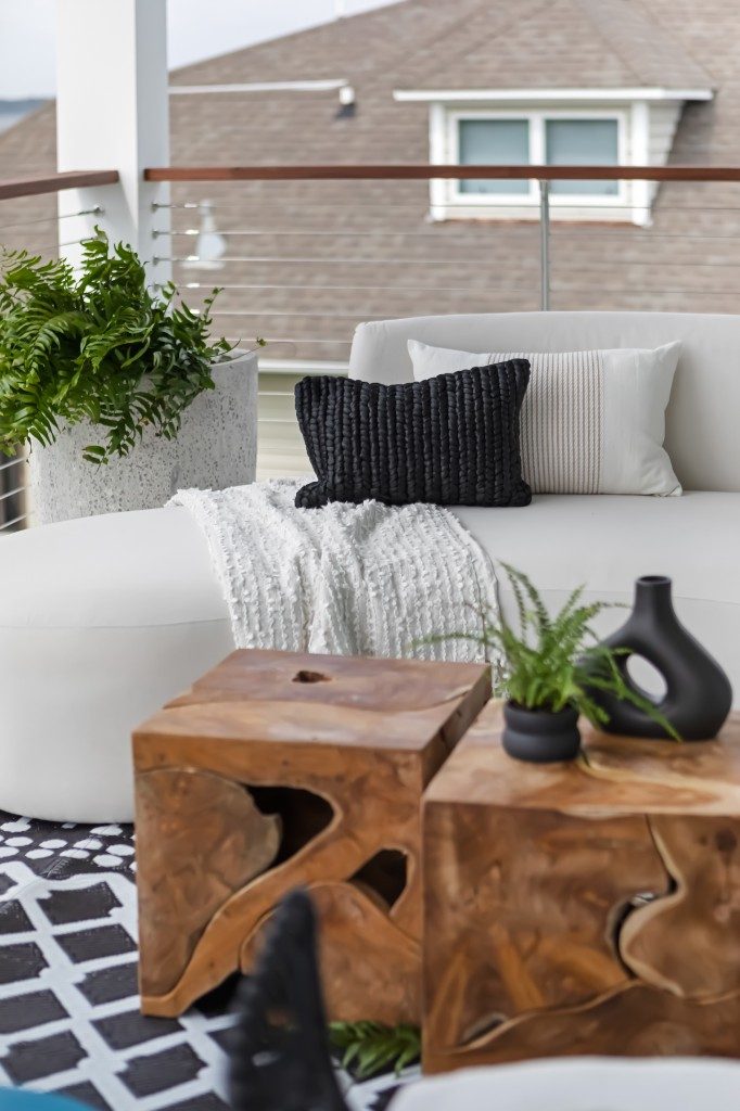 Beach Serenity, interior detail