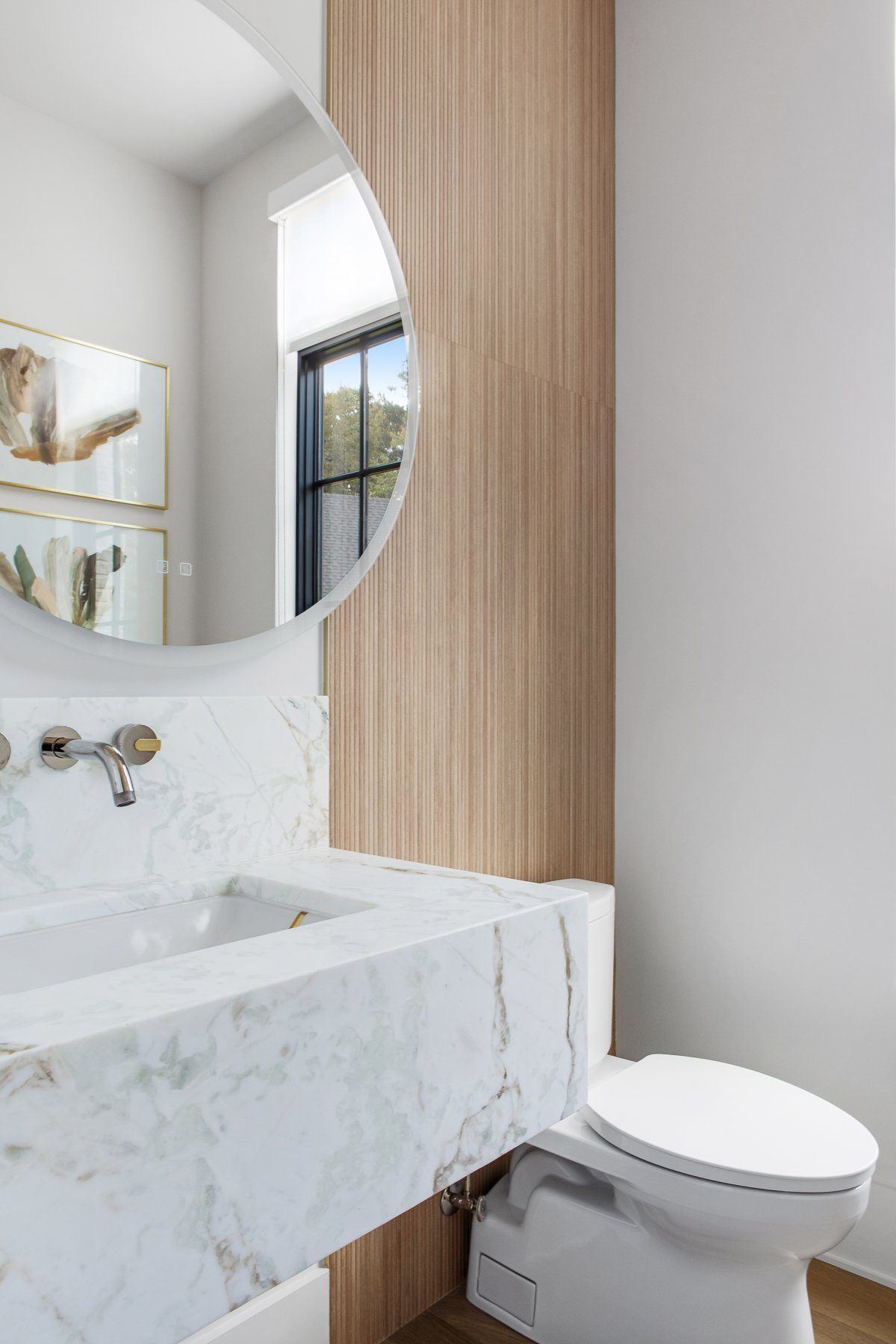 Custom Luxury, interior detail