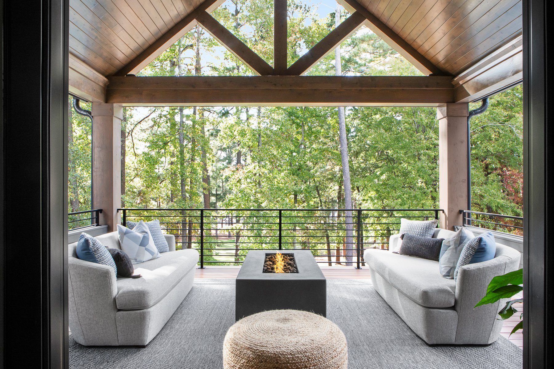 Custom Luxury, interior detail