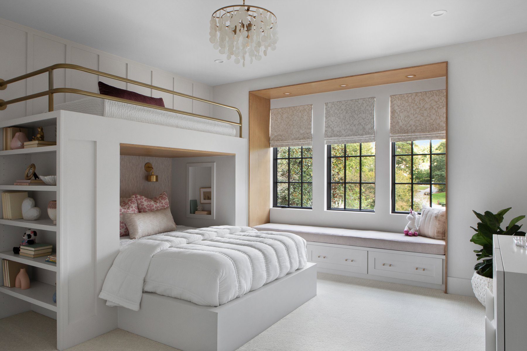 Custom Luxury, interior detail